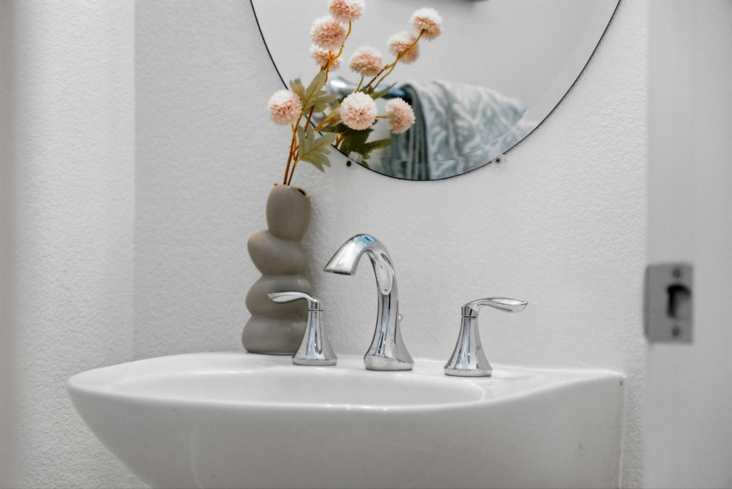 Detail Gallery Image 46 of 73 For 741 Modern Ice Dr, San Jose,  CA 95112 - 3 Beds | 2/1 Baths