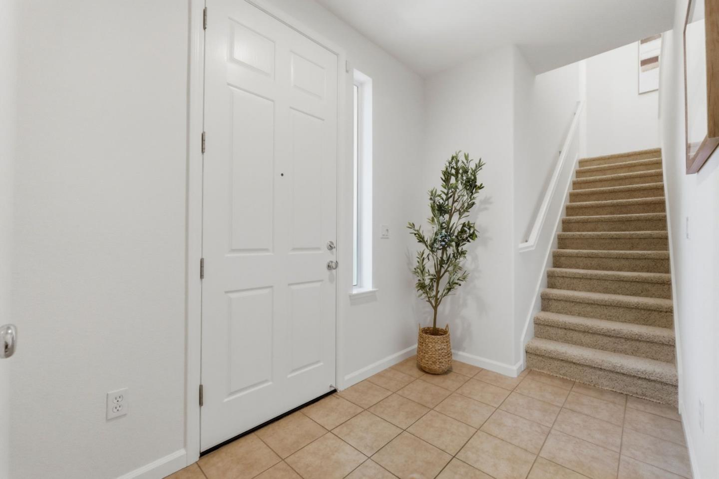 Detail Gallery Image 49 of 73 For 741 Modern Ice Dr, San Jose,  CA 95112 - 3 Beds | 2/1 Baths