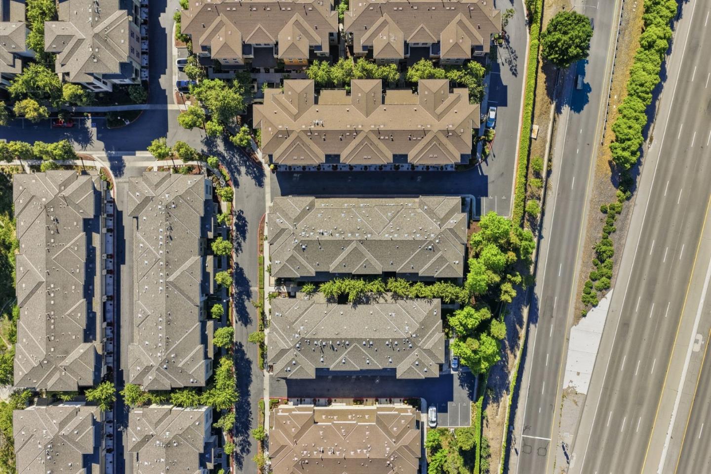 Detail Gallery Image 54 of 73 For 741 Modern Ice Dr, San Jose,  CA 95112 - 3 Beds | 2/1 Baths