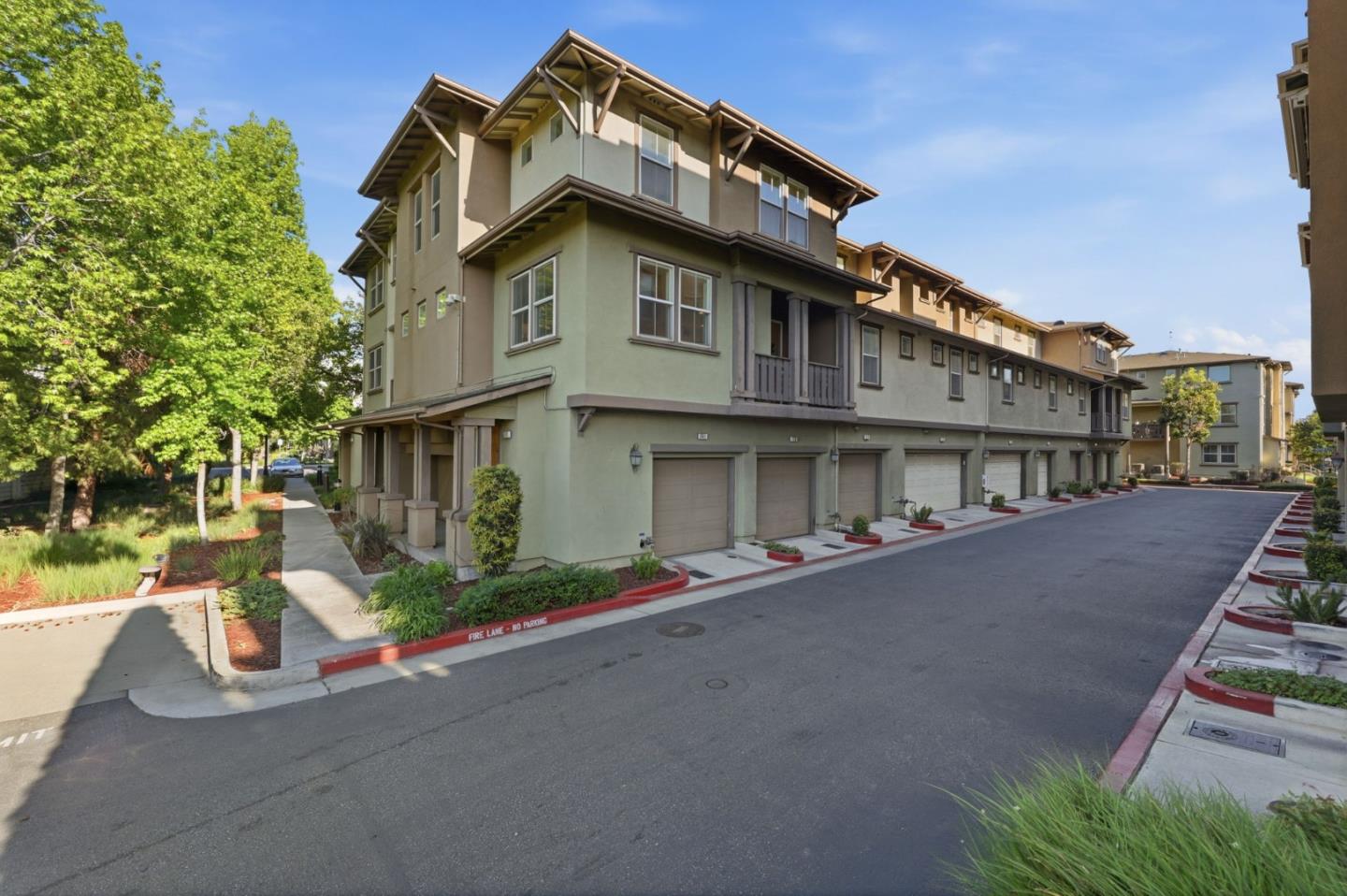 Detail Gallery Image 61 of 73 For 741 Modern Ice Dr, San Jose,  CA 95112 - 3 Beds | 2/1 Baths