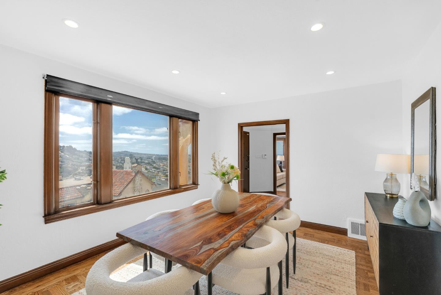 Detail Gallery Image 6 of 20 For 184 Kenwood Way, San Francisco,  CA 94127 - 3 Beds | 1 Baths