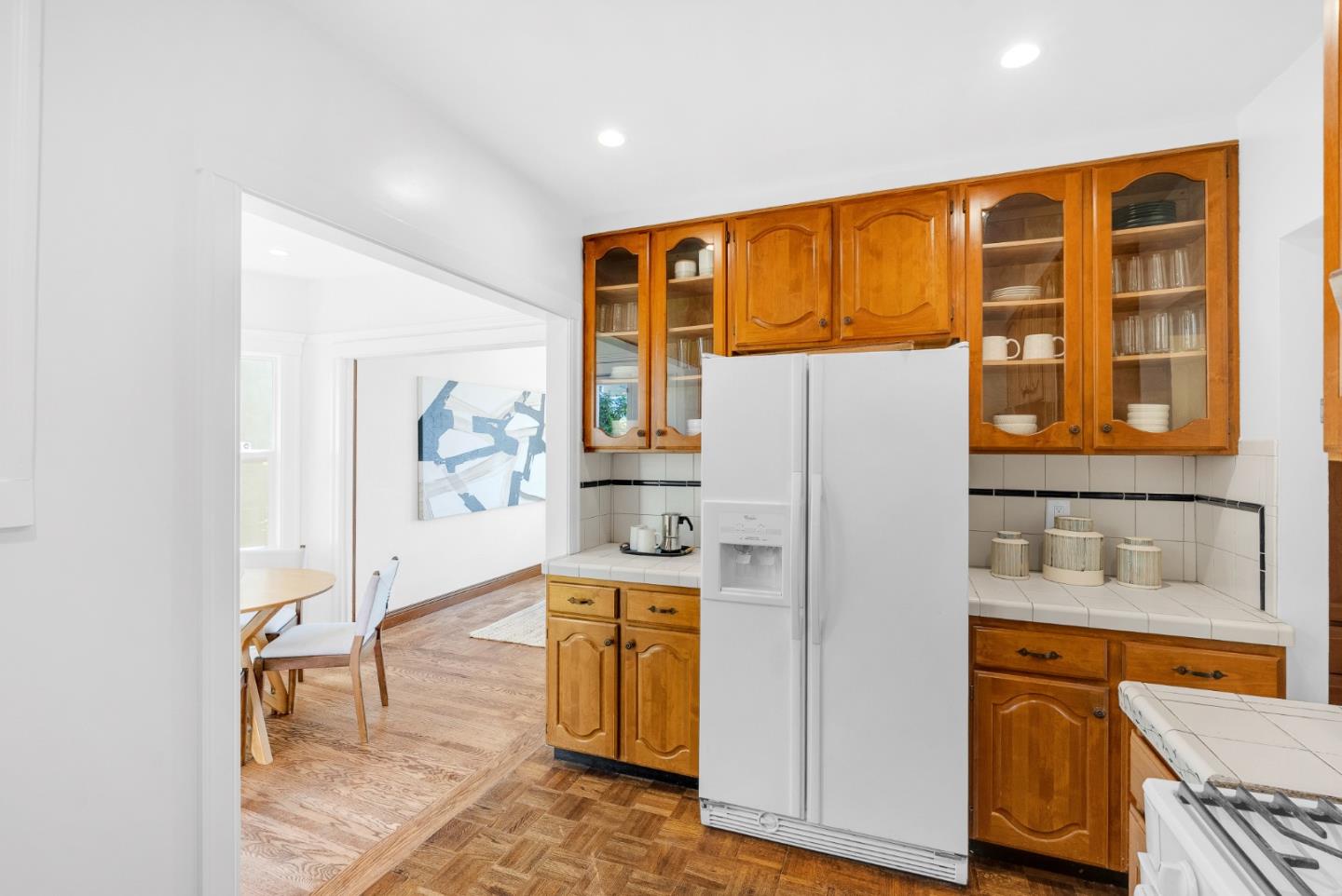 Detail Gallery Image 9 of 20 For 184 Kenwood Way, San Francisco,  CA 94127 - 3 Beds | 1 Baths