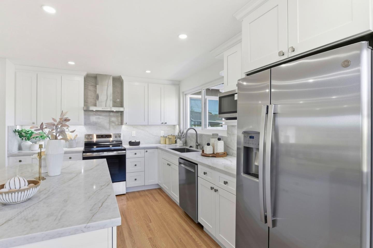 Detail Gallery Image 11 of 35 For 2957 Taper Ave, Santa Clara,  CA 95051 - 4 Beds | 3 Baths