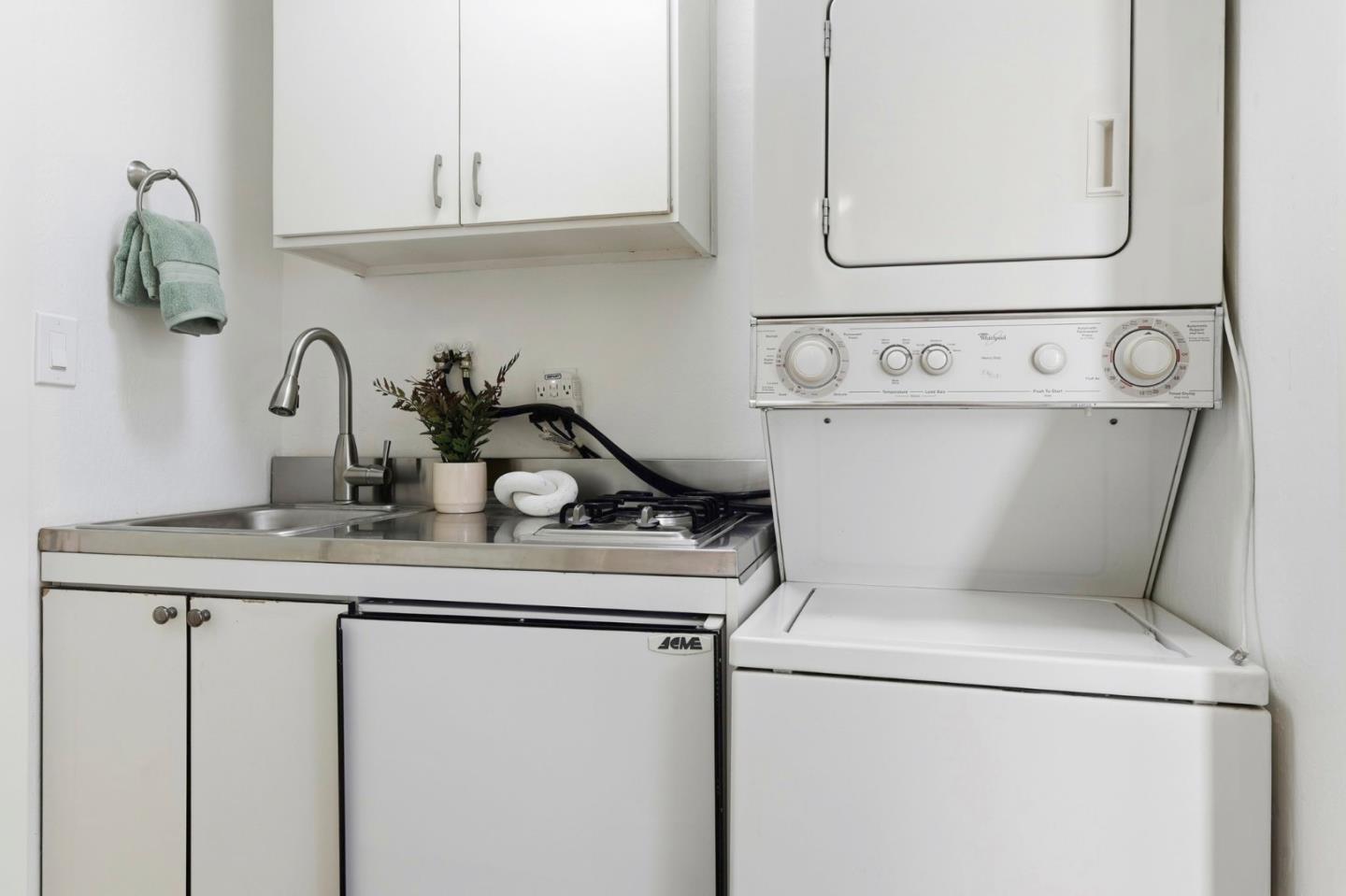 Detail Gallery Image 31 of 35 For 2957 Taper Ave, Santa Clara,  CA 95051 - 4 Beds | 3 Baths