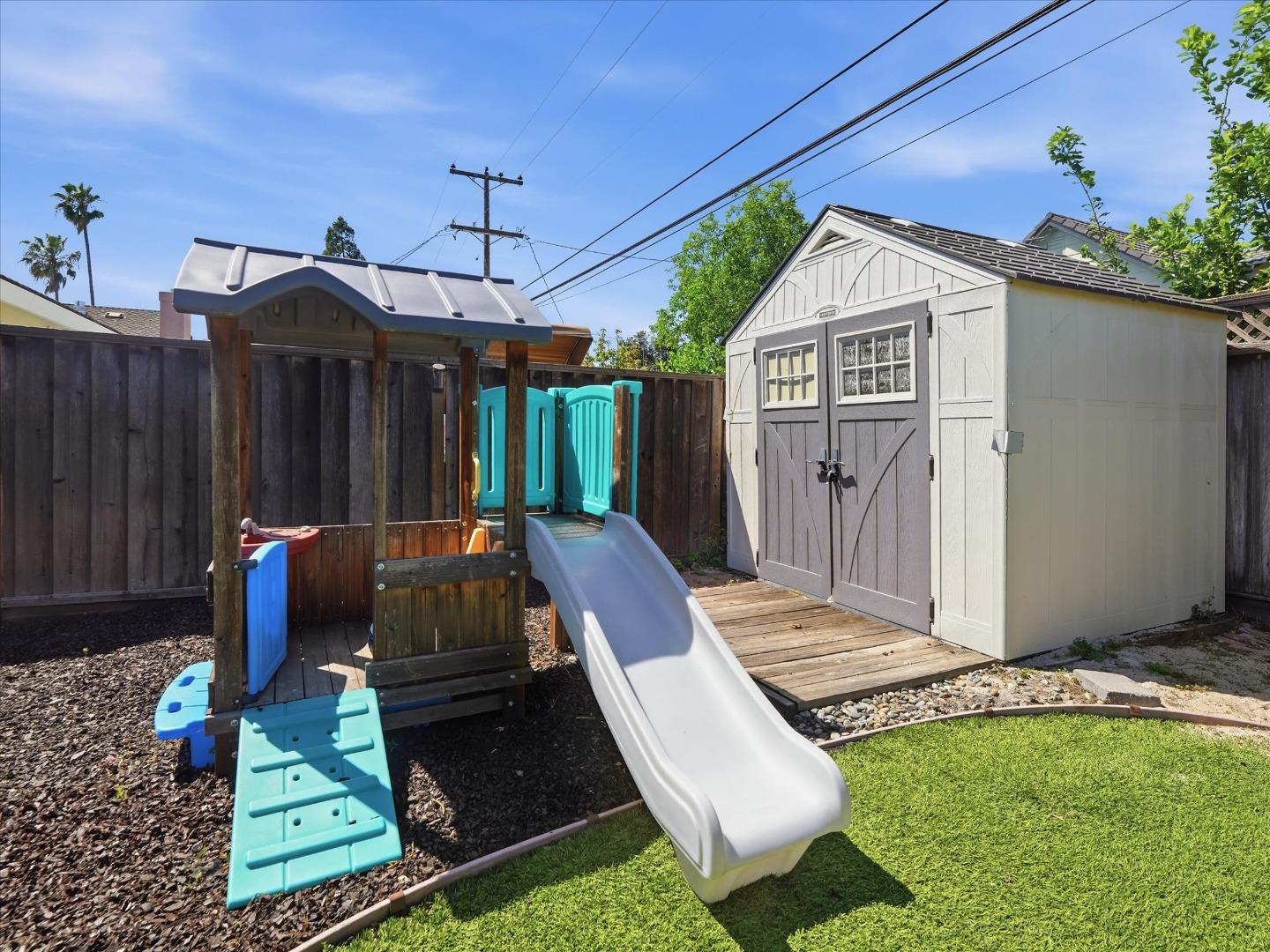 Detail Gallery Image 25 of 26 For 1253 Willo Mar Dr, San Jose,  CA 95118 - 3 Beds | 2 Baths