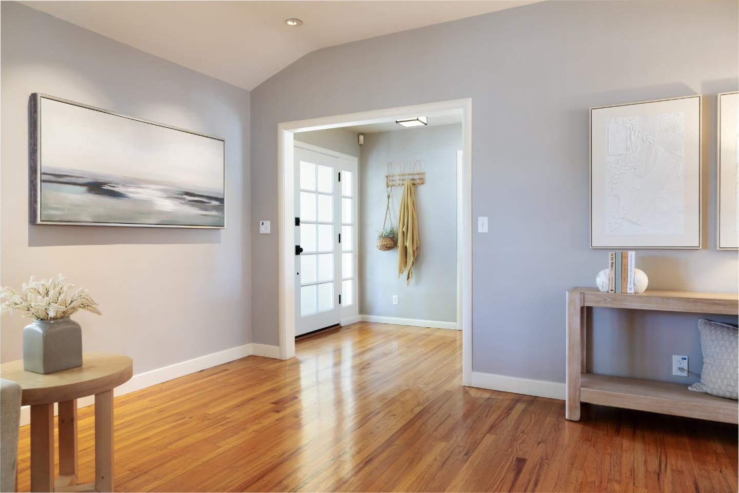 Detail Gallery Image 11 of 46 For 3017 Lasuen Dr, Carmel,  CA 93923 - 3 Beds | 2/1 Baths