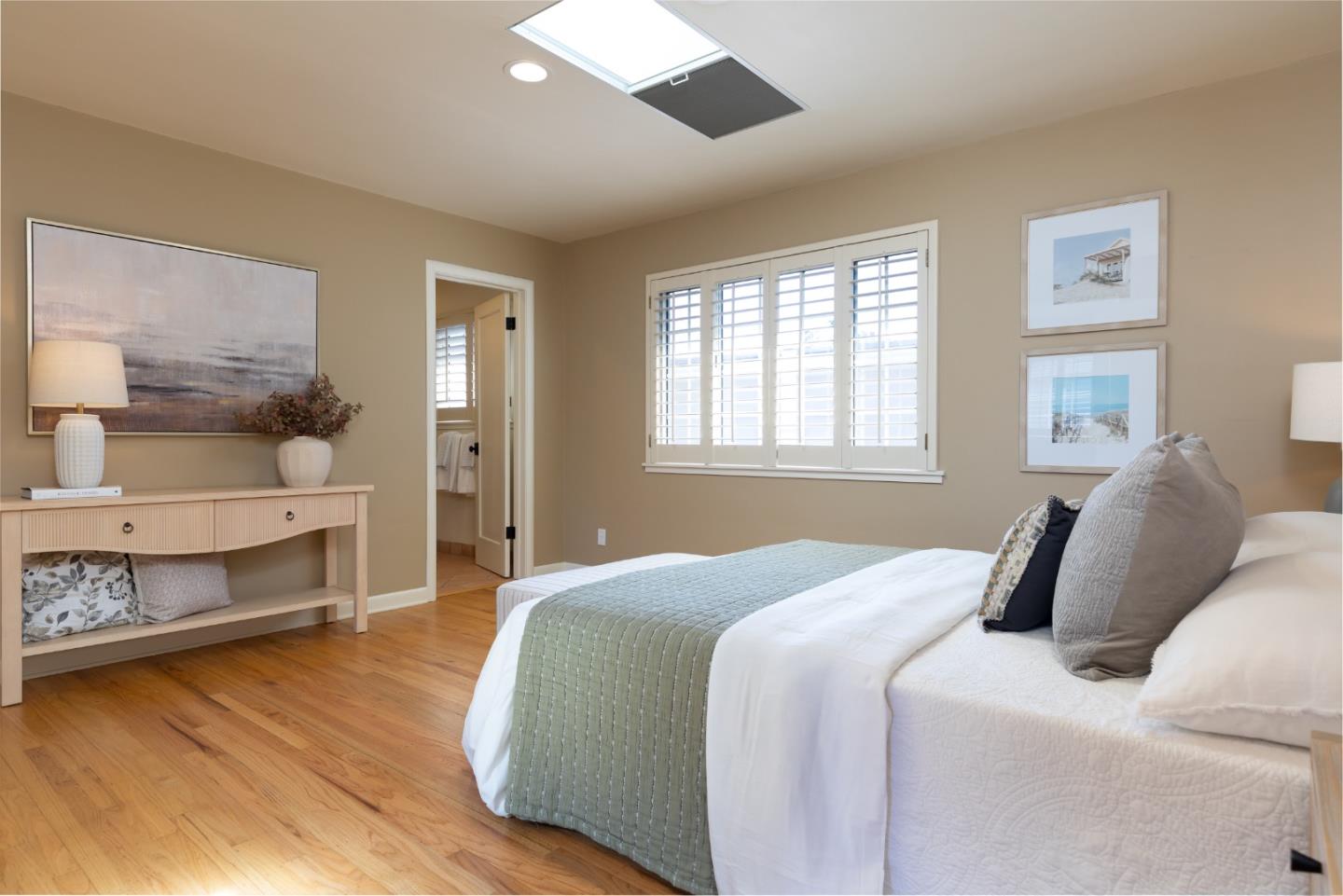 Detail Gallery Image 22 of 46 For 3017 Lasuen Dr, Carmel,  CA 93923 - 3 Beds | 2/1 Baths