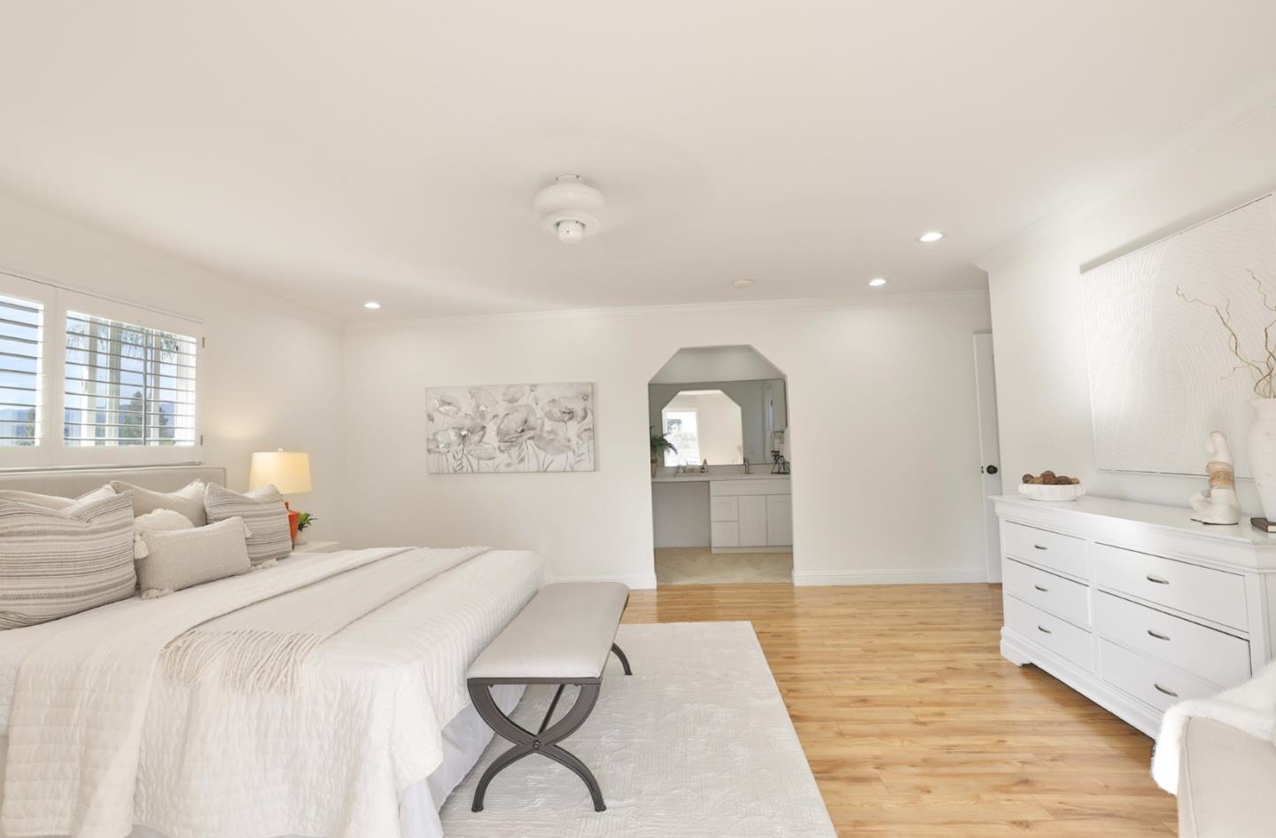 Detail Gallery Image 15 of 52 For 5675 Comanche Dr, San Jose,  CA 95123 - 4 Beds | 3 Baths