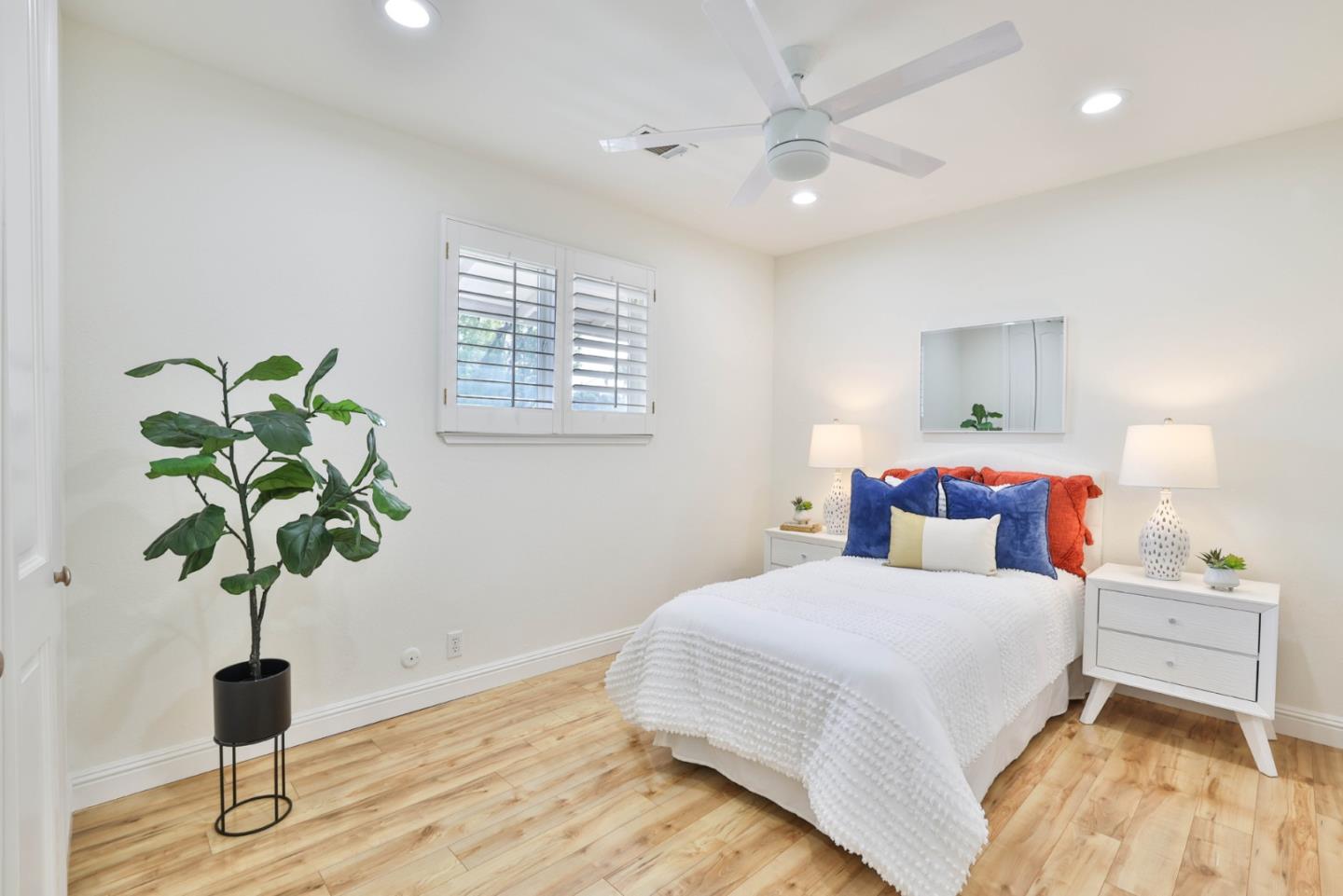 Detail Gallery Image 23 of 52 For 5675 Comanche Dr, San Jose,  CA 95123 - 4 Beds | 3 Baths