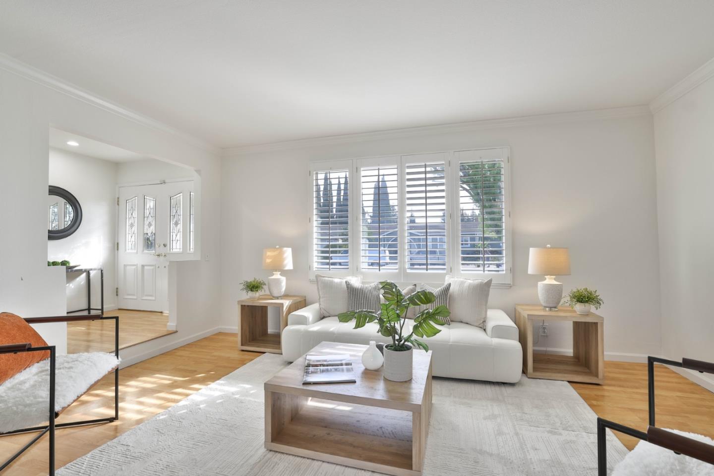 Detail Gallery Image 3 of 52 For 5675 Comanche Dr, San Jose,  CA 95123 - 4 Beds | 3 Baths