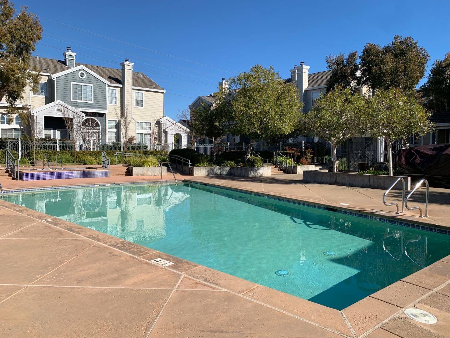 Detail Gallery Image 14 of 14 For 374 Meridian Dr, Redwood City,  CA 94065 - 2 Beds | 2/1 Baths