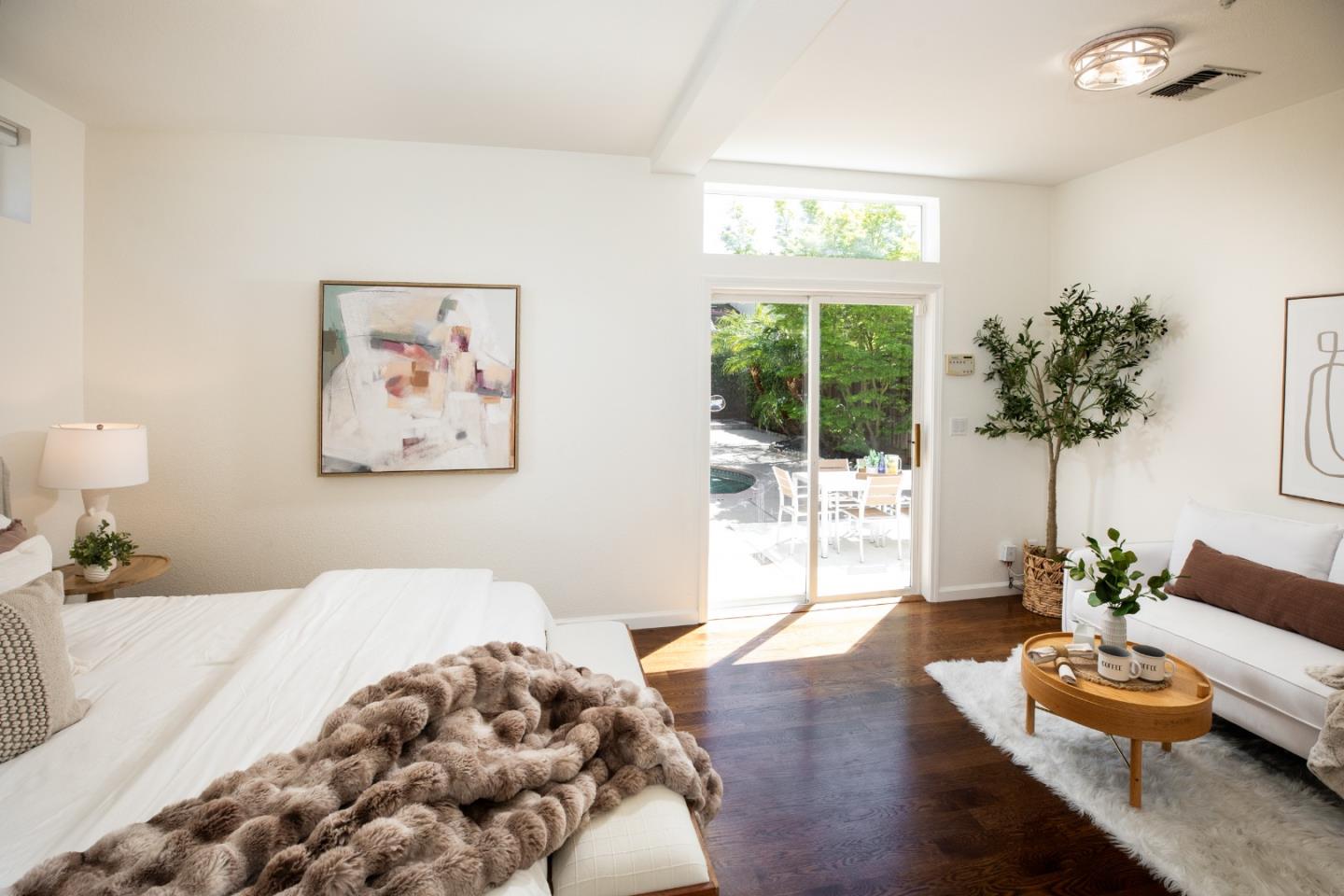 Detail Gallery Image 11 of 27 For 1023 Roosevelt Ave, Redwood City,  CA 94061 - 3 Beds | 2/1 Baths