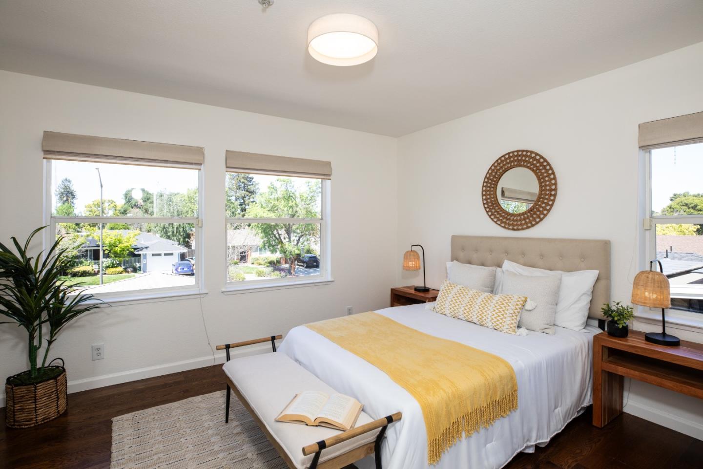 Detail Gallery Image 20 of 27 For 1023 Roosevelt Ave, Redwood City,  CA 94061 - 3 Beds | 2/1 Baths