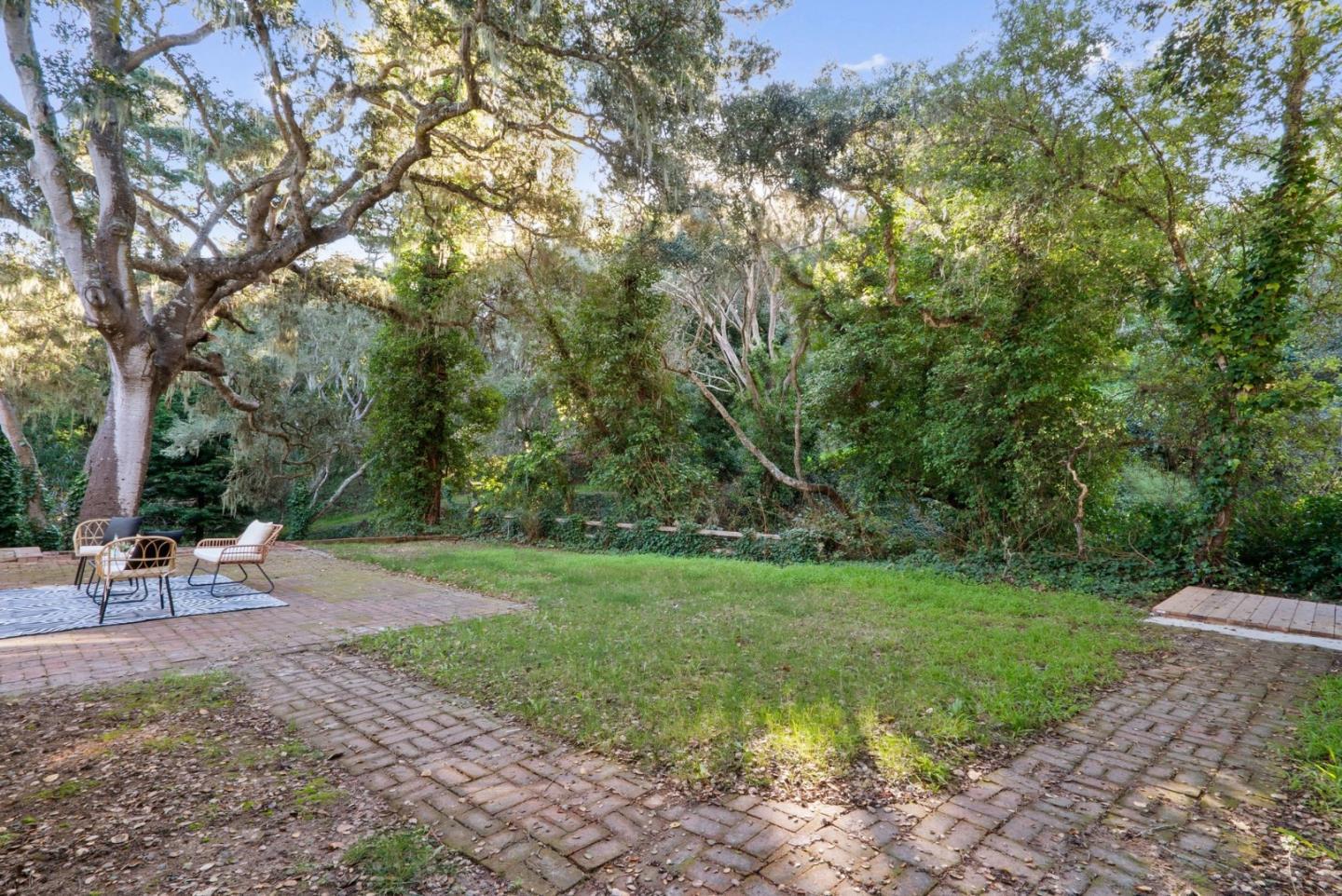 Detail Gallery Image 29 of 44 For 201 Soledad Pl, Monterey,  CA 93940 - 4 Beds | 2 Baths