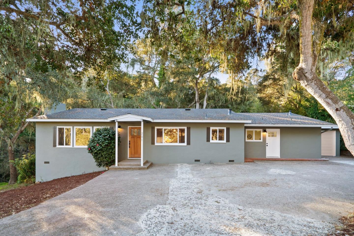 Detail Gallery Image 44 of 44 For 201 Soledad Pl, Monterey,  CA 93940 - 4 Beds | 2 Baths