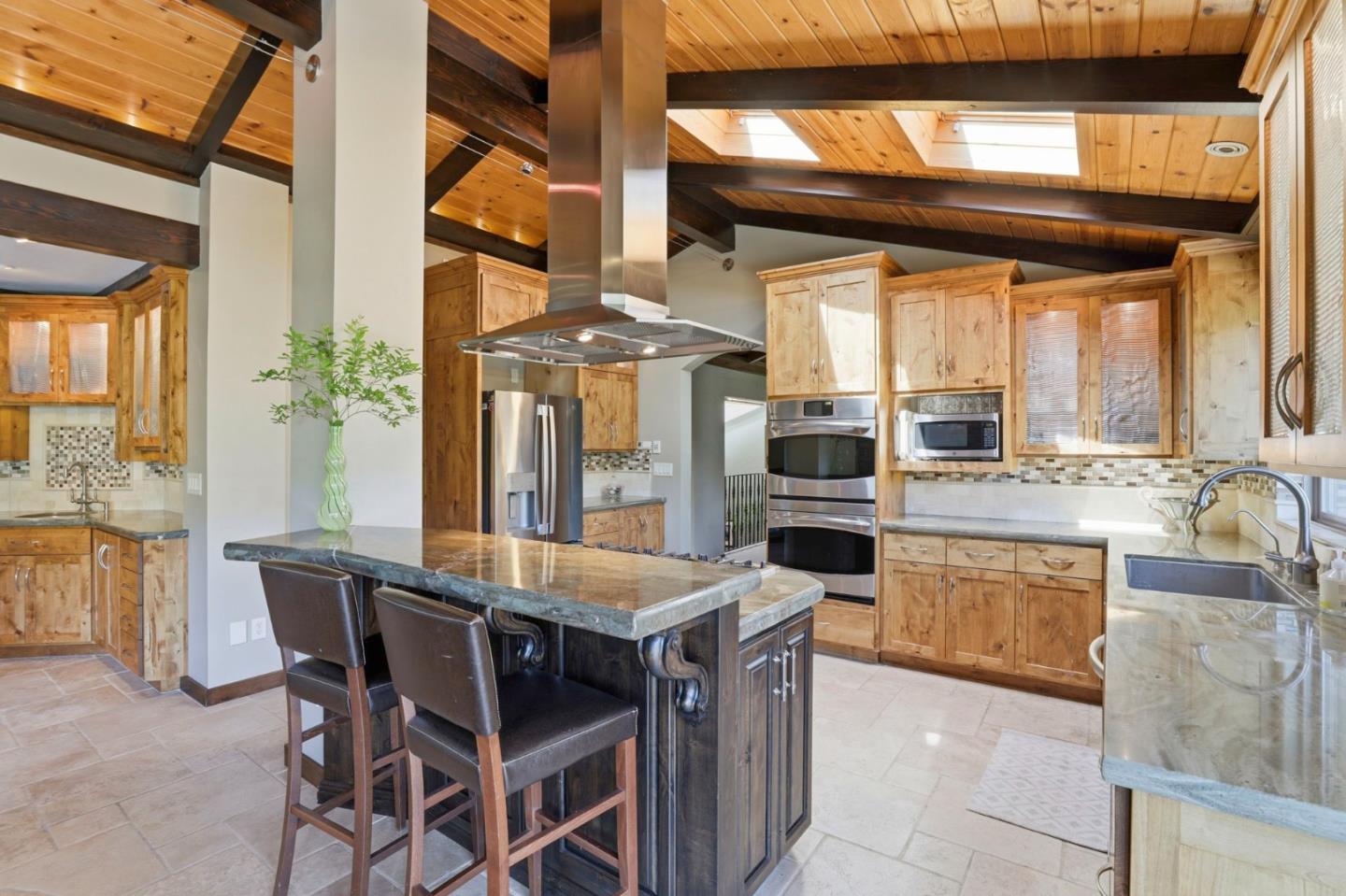 Detail Gallery Image 15 of 57 For 17200 Copper Hill Dr, Morgan Hill,  CA 95037 - 4 Beds | 3/1 Baths