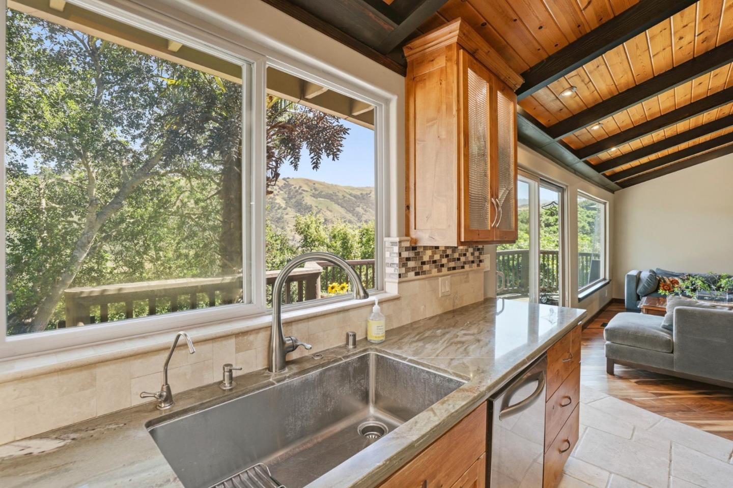 Detail Gallery Image 20 of 57 For 17200 Copper Hill Dr, Morgan Hill,  CA 95037 - 4 Beds | 3/1 Baths
