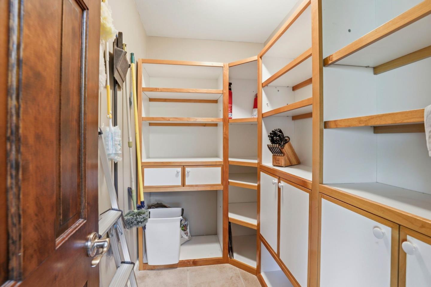 Detail Gallery Image 33 of 57 For 17200 Copper Hill Dr, Morgan Hill,  CA 95037 - 4 Beds | 3/1 Baths