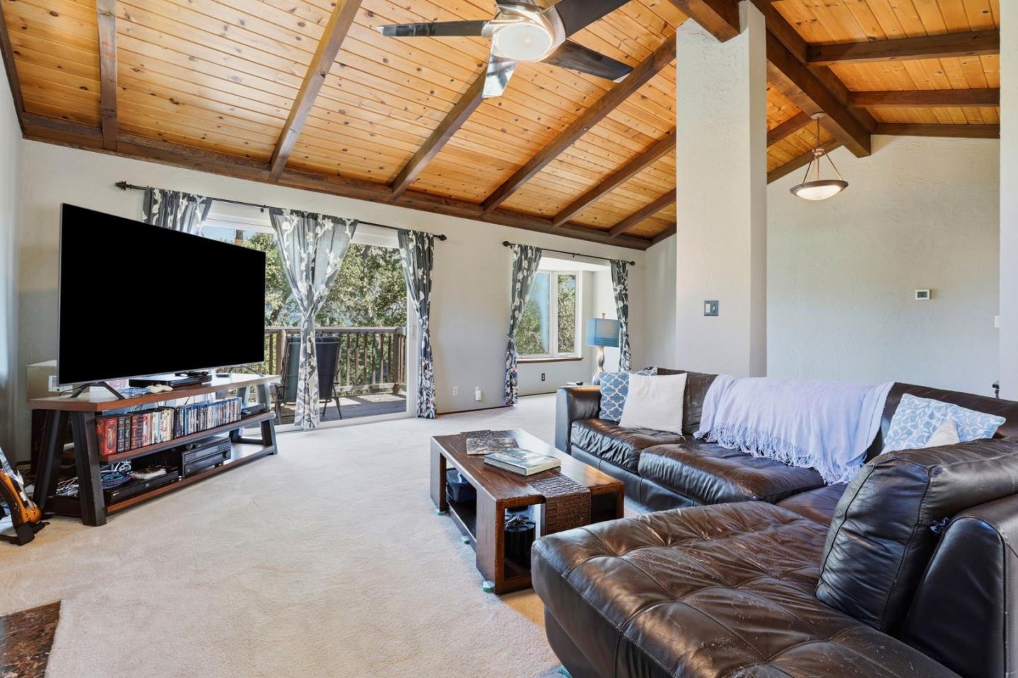 Detail Gallery Image 9 of 57 For 17200 Copper Hill Dr, Morgan Hill,  CA 95037 - 4 Beds | 3/1 Baths