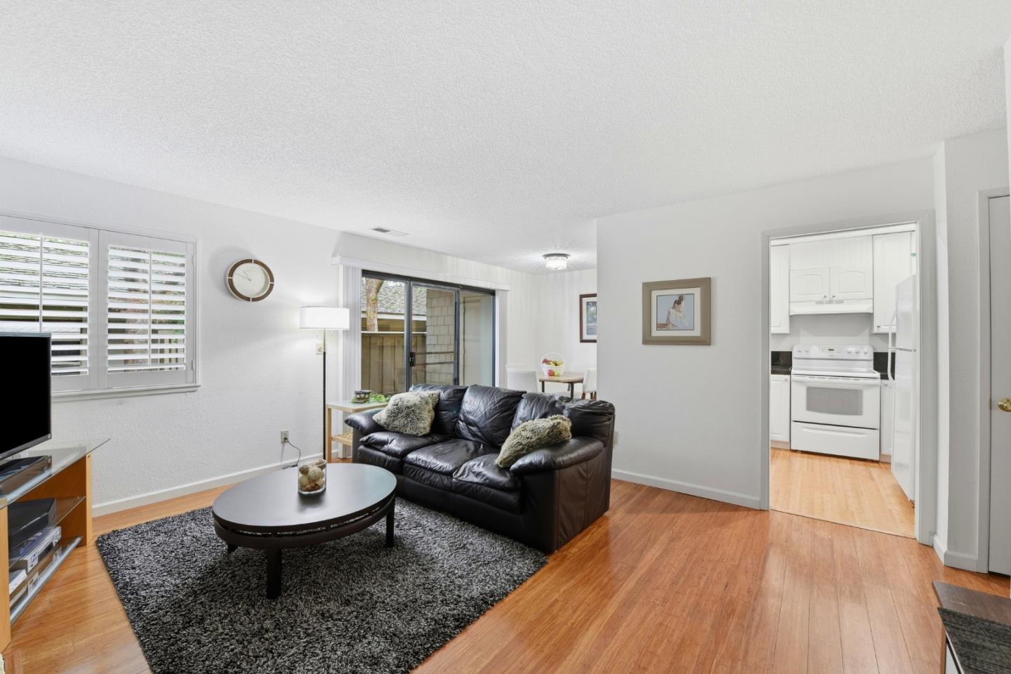 Photo #7: ML82042305 Listing: Photo #7