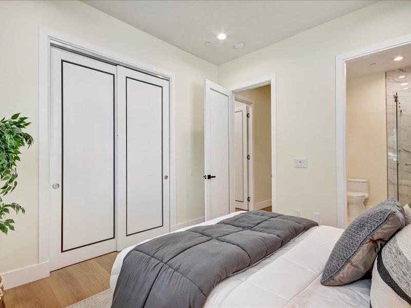 Detail Gallery Image 13 of 36 For 11730 Par Ave, Los Altos,  CA 94024 - 5 Beds | 3 Baths