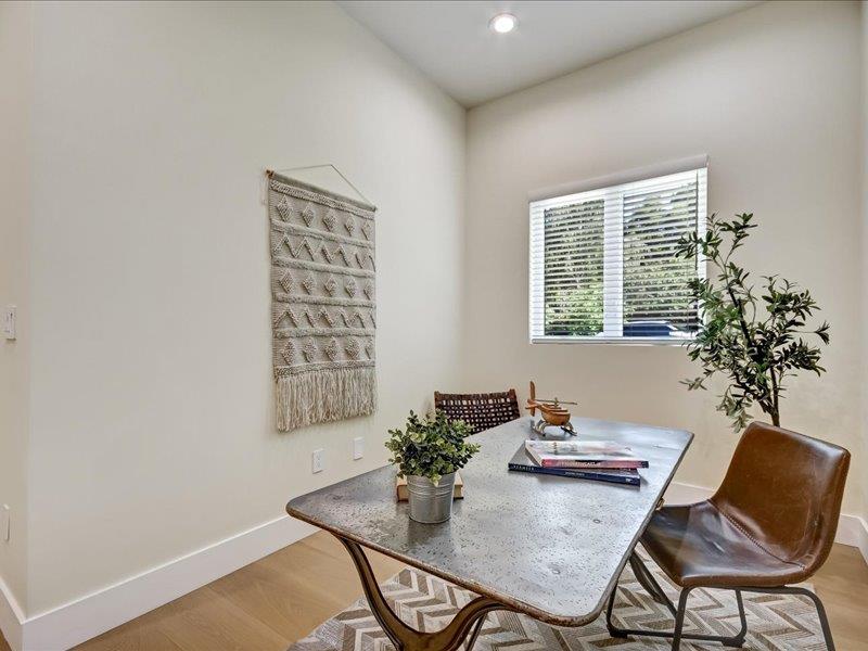 Detail Gallery Image 17 of 36 For 11730 Par Ave, Los Altos,  CA 94024 - 5 Beds | 3 Baths