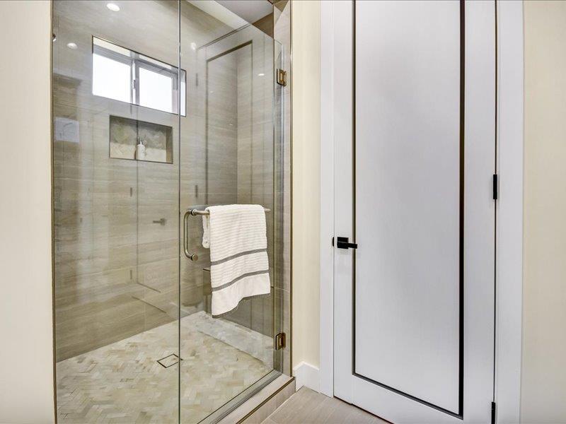 Detail Gallery Image 32 of 36 For 11730 Par Ave, Los Altos,  CA 94024 - 5 Beds | 3 Baths