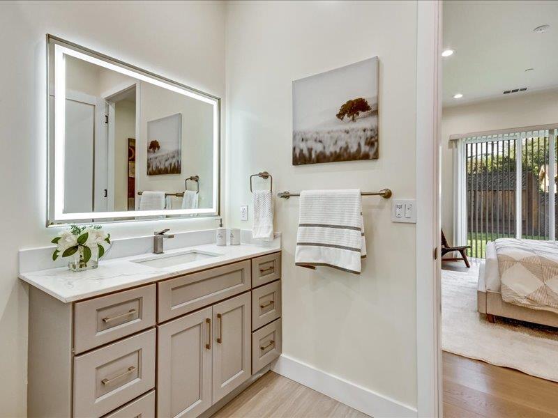 Detail Gallery Image 33 of 36 For 11730 Par Ave, Los Altos,  CA 94024 - 5 Beds | 3 Baths