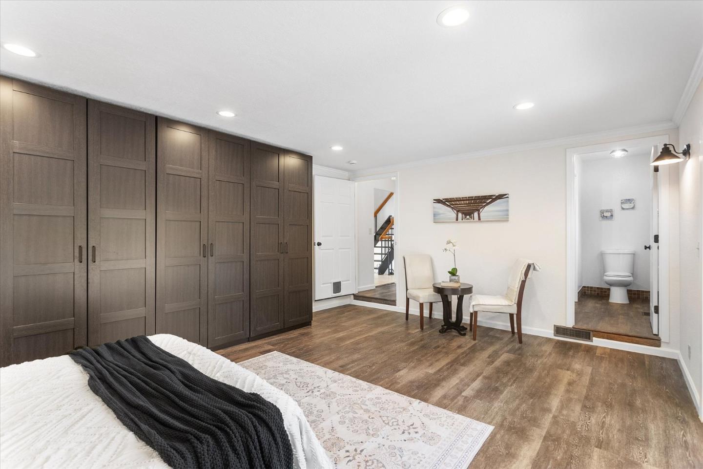 Detail Gallery Image 12 of 35 For 160 Windsor Way, Vallejo,  CA 94591 - 4 Beds | 3/1 Baths