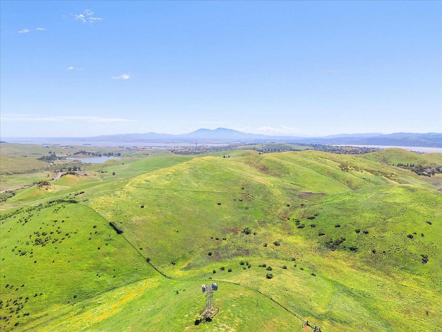 Detail Gallery Image 35 of 35 For 160 Windsor Way, Vallejo,  CA 94591 - 4 Beds | 3/1 Baths