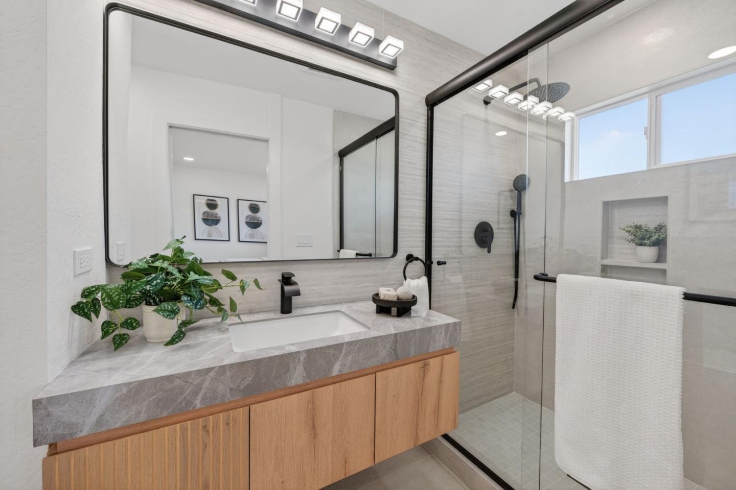 Detail Gallery Image 25 of 46 For 2306 Sunrise Dr, San Jose,  CA 95124 - 3 Beds | 2 Baths