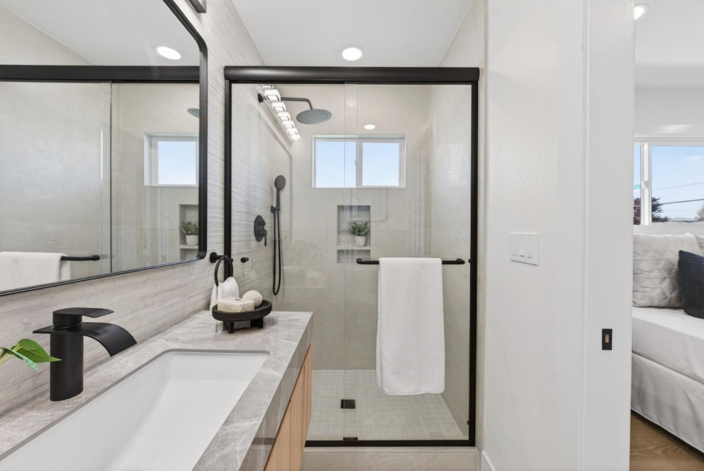 Detail Gallery Image 26 of 46 For 2306 Sunrise Dr, San Jose,  CA 95124 - 3 Beds | 2 Baths