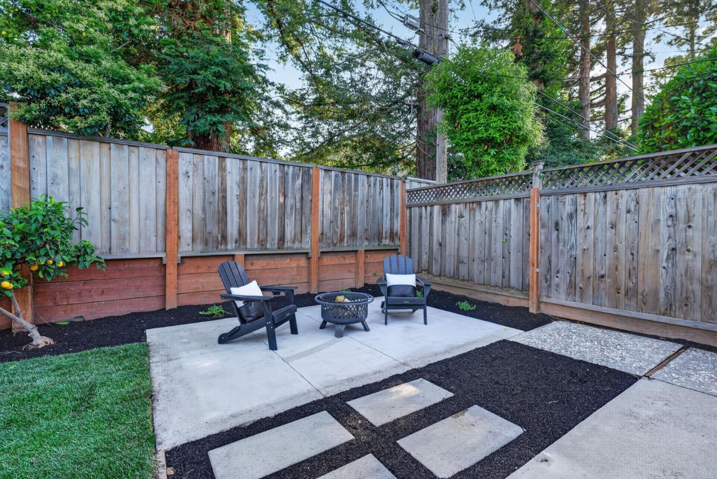 Detail Gallery Image 28 of 46 For 2306 Sunrise Dr, San Jose,  CA 95124 - 3 Beds | 2 Baths