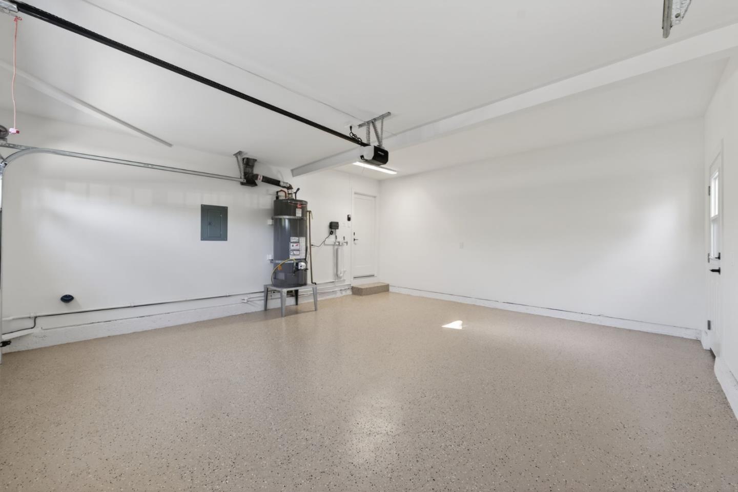 Detail Gallery Image 39 of 46 For 2306 Sunrise Dr, San Jose,  CA 95124 - 3 Beds | 2 Baths