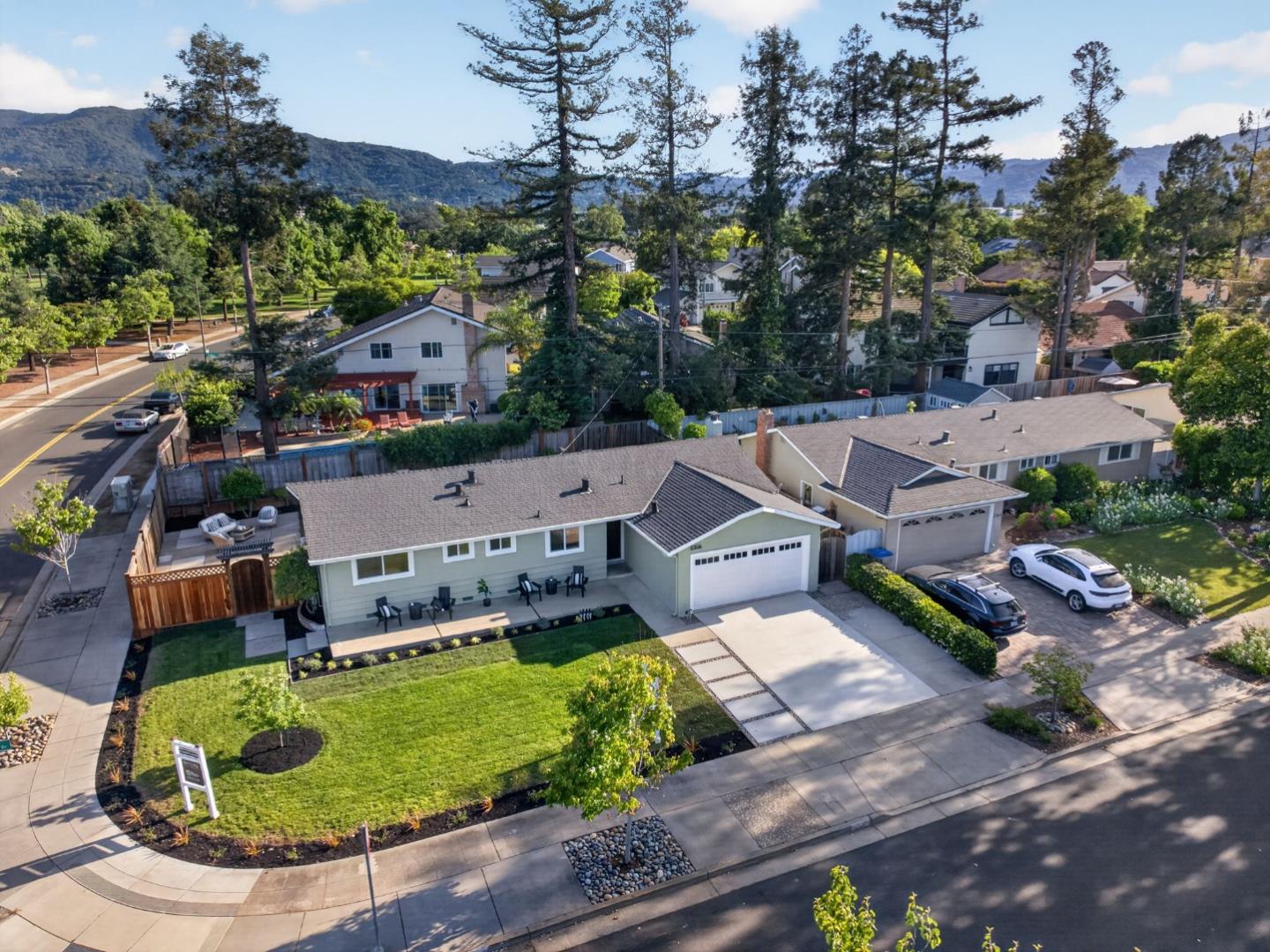 Detail Gallery Image 40 of 46 For 2306 Sunrise Dr, San Jose,  CA 95124 - 3 Beds | 2 Baths