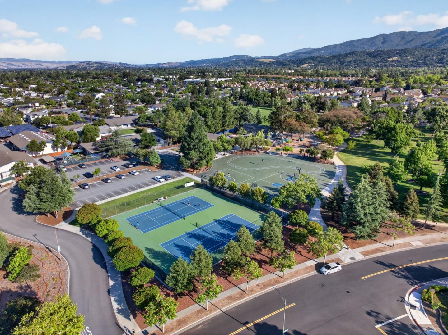 Detail Gallery Image 44 of 46 For 2306 Sunrise Dr, San Jose,  CA 95124 - 3 Beds | 2 Baths