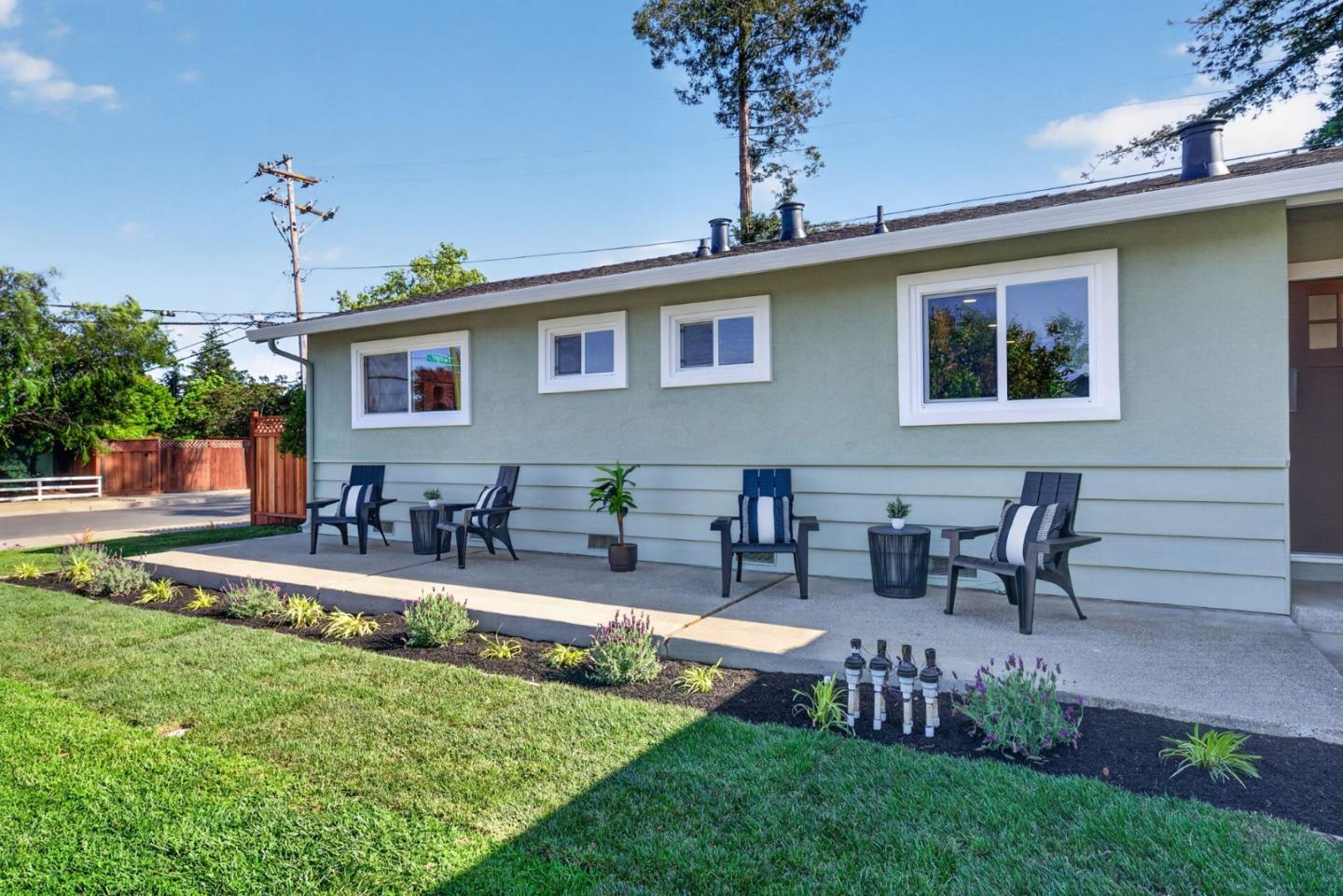 Detail Gallery Image 5 of 46 For 2306 Sunrise Dr, San Jose,  CA 95124 - 3 Beds | 2 Baths