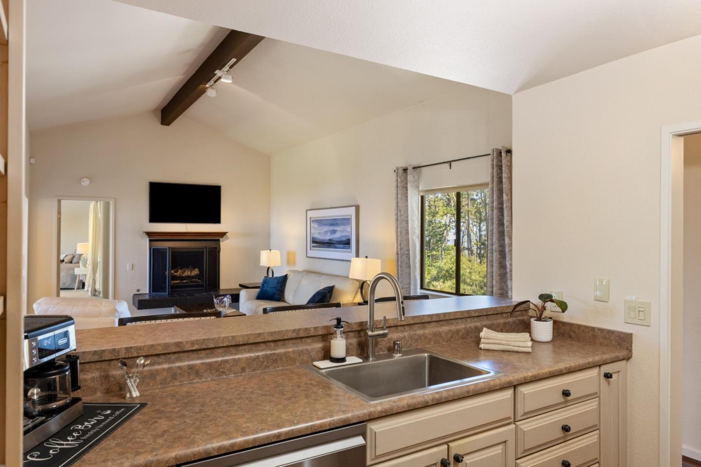 Detail Gallery Image 13 of 49 For 4 Ocean Pines Lane, Pebble Beach,  CA 93953 - 2 Beds | 2 Baths