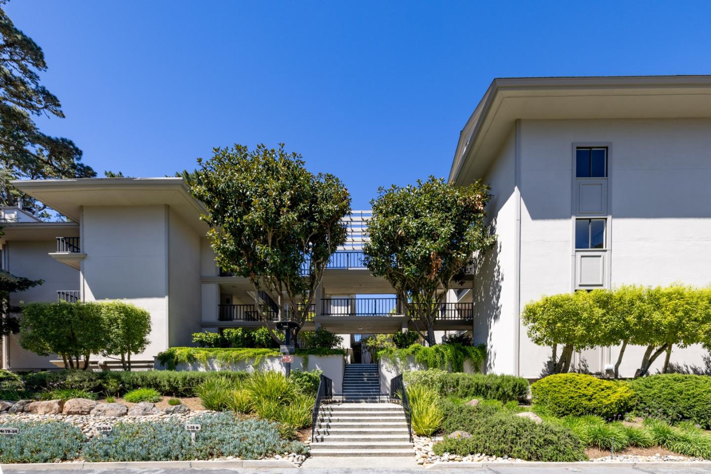 Detail Gallery Image 38 of 49 For 4 Ocean Pines Lane, Pebble Beach,  CA 93953 - 2 Beds | 2 Baths