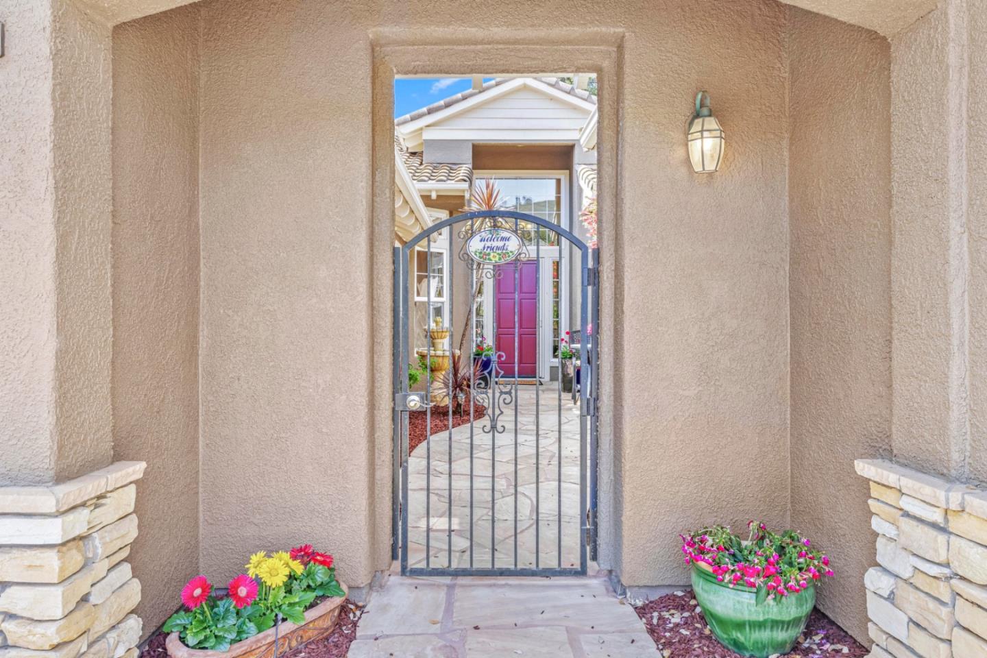 Detail Gallery Image 10 of 91 For 19127 Chinook Ct, Morgan Hill,  CA 95037 - 4 Beds | 3/1 Baths