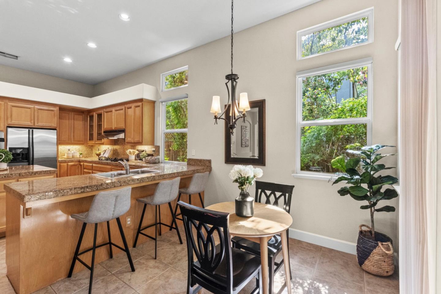 Detail Gallery Image 25 of 91 For 19127 Chinook Ct, Morgan Hill,  CA 95037 - 4 Beds | 3/1 Baths