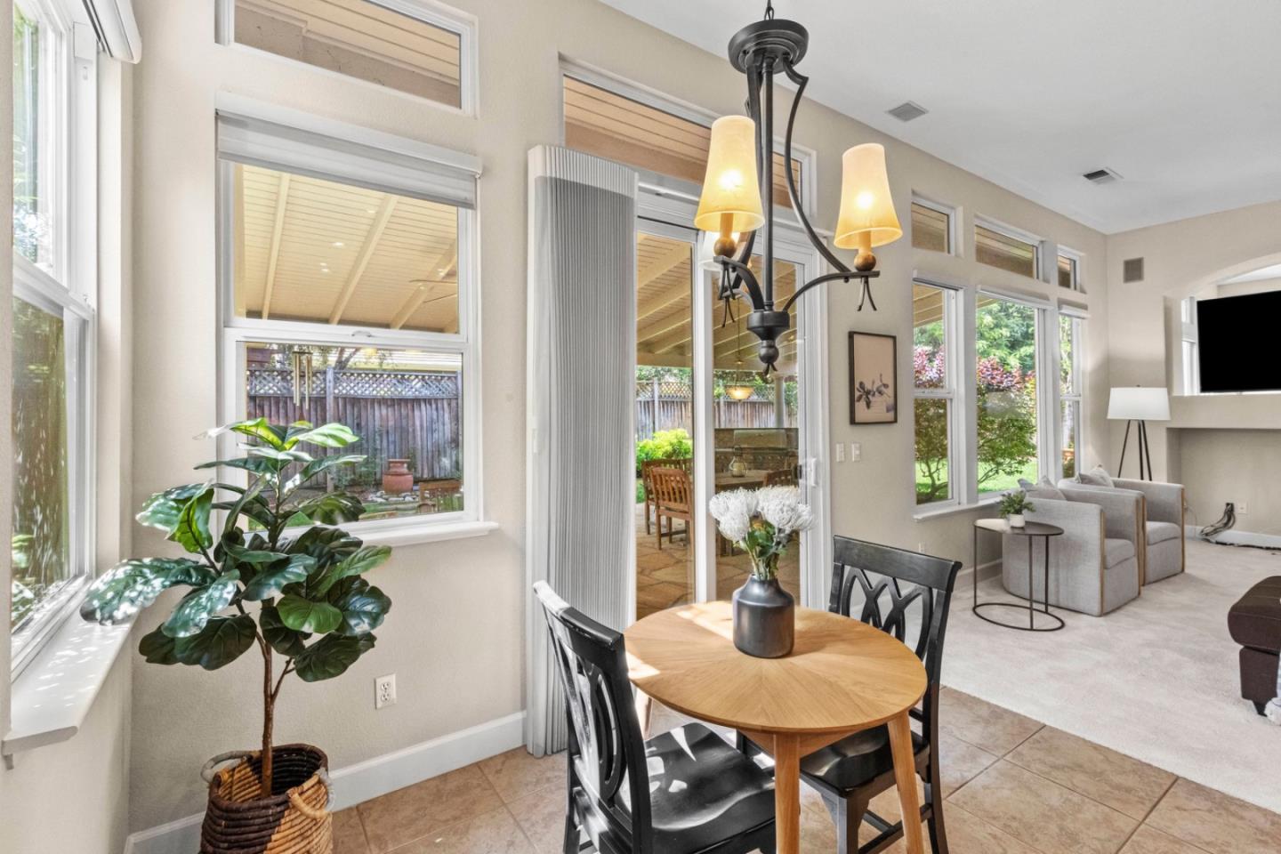 Detail Gallery Image 28 of 91 For 19127 Chinook Ct, Morgan Hill,  CA 95037 - 4 Beds | 3/1 Baths