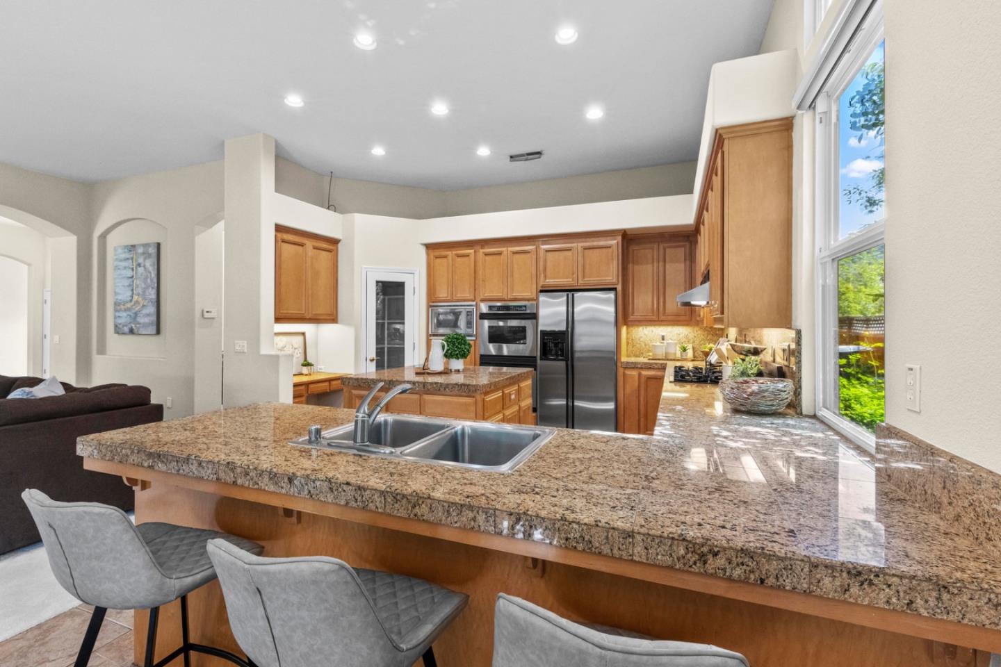 Detail Gallery Image 30 of 91 For 19127 Chinook Ct, Morgan Hill,  CA 95037 - 4 Beds | 3/1 Baths