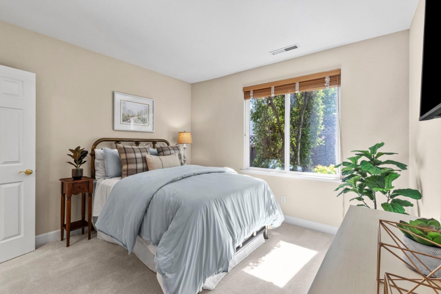 Detail Gallery Image 34 of 91 For 19127 Chinook Ct, Morgan Hill,  CA 95037 - 4 Beds | 3/1 Baths