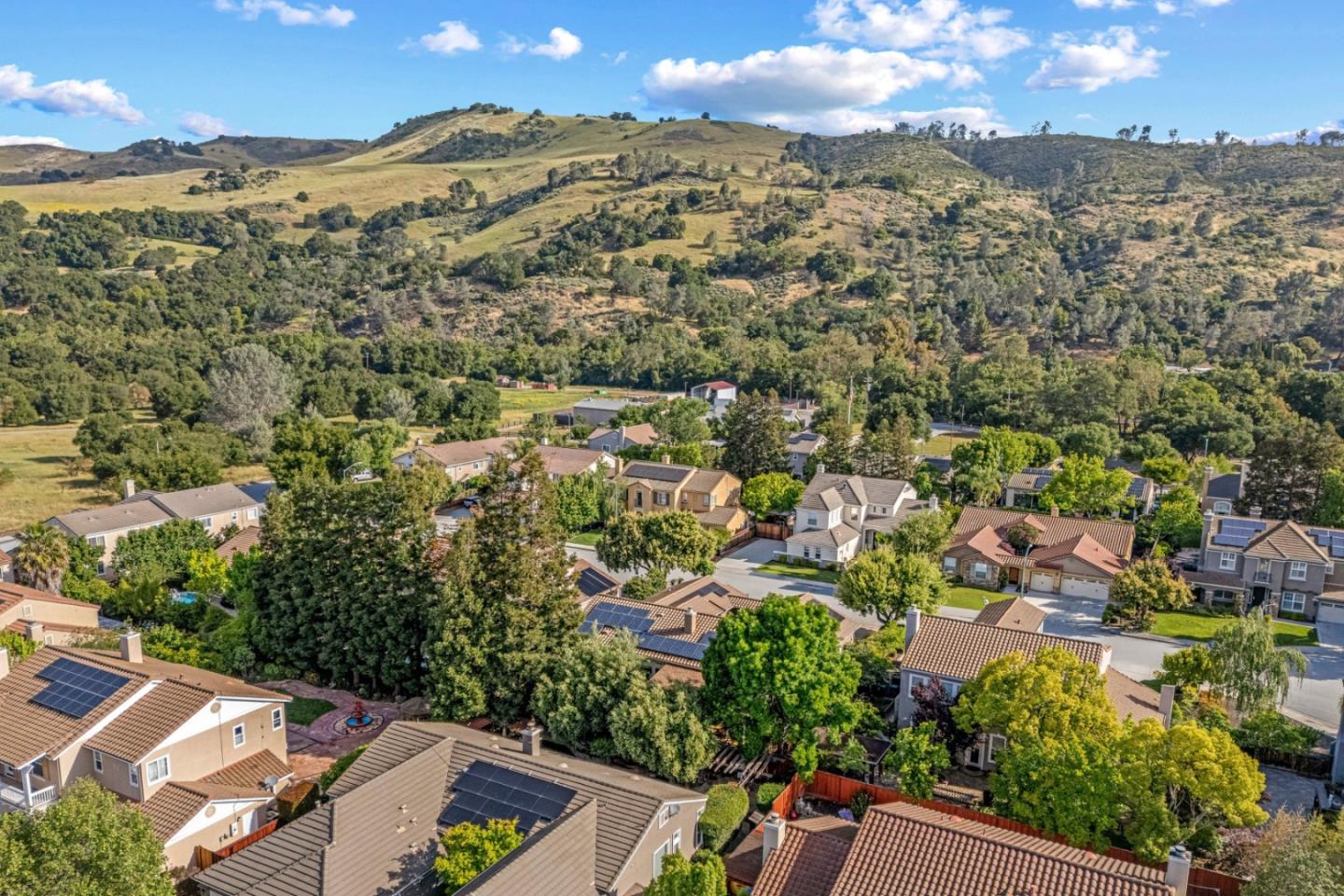 Detail Gallery Image 80 of 91 For 19127 Chinook Ct, Morgan Hill,  CA 95037 - 4 Beds | 3/1 Baths