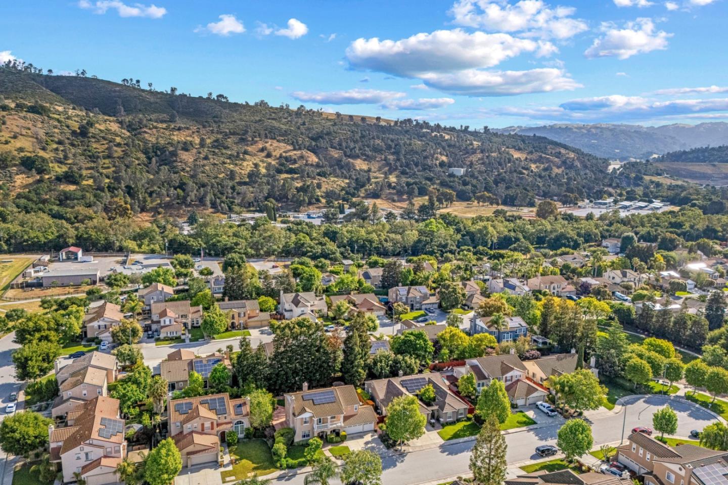 Detail Gallery Image 82 of 91 For 19127 Chinook Ct, Morgan Hill,  CA 95037 - 4 Beds | 3/1 Baths