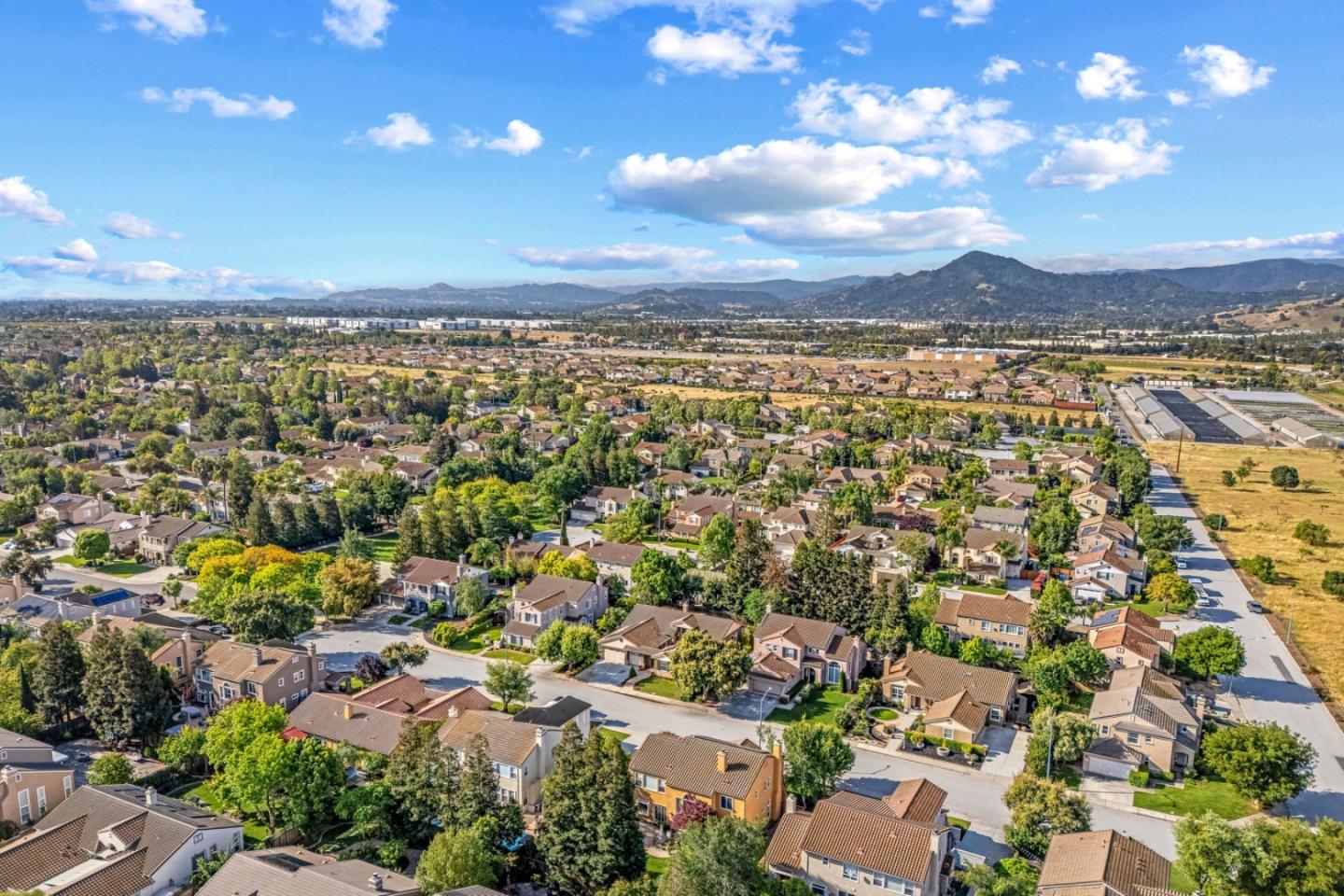 Detail Gallery Image 83 of 91 For 19127 Chinook Ct, Morgan Hill,  CA 95037 - 4 Beds | 3/1 Baths