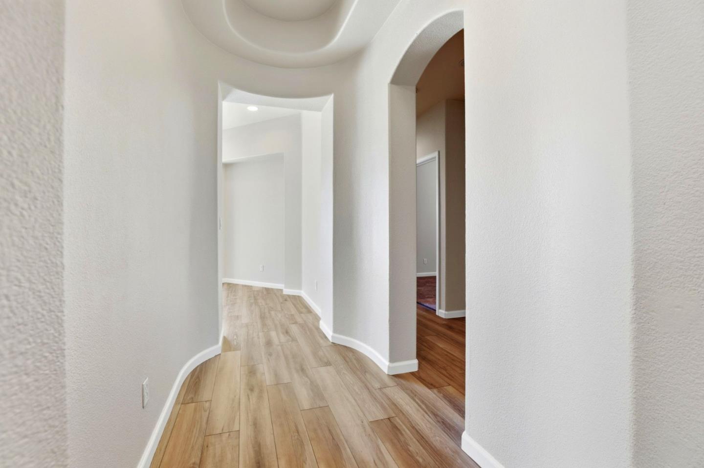 Detail Gallery Image 13 of 44 For 631 Elm Ave, Greenfield,  CA 93927 - 4 Beds | 2 Baths