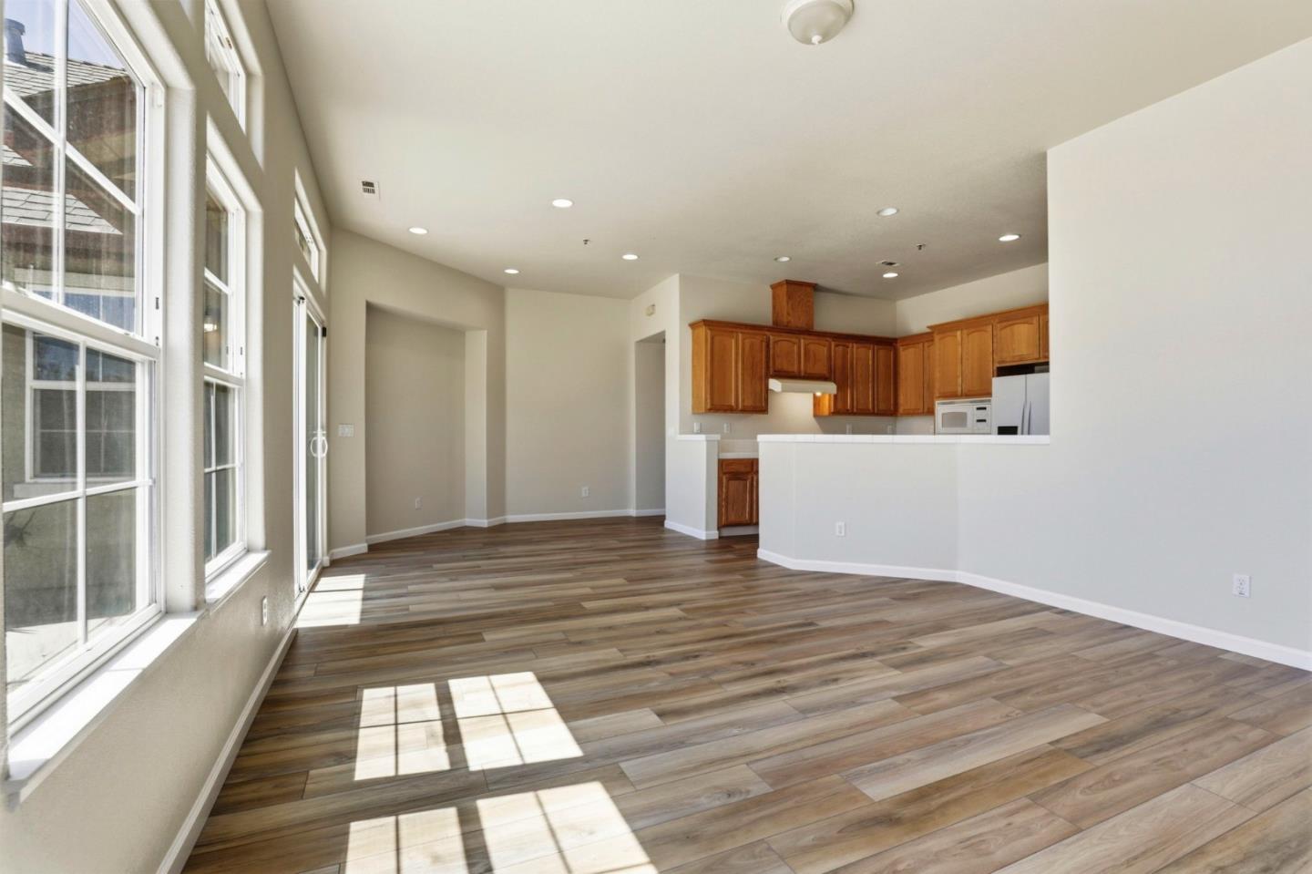 Detail Gallery Image 18 of 44 For 631 Elm Ave, Greenfield,  CA 93927 - 4 Beds | 2 Baths