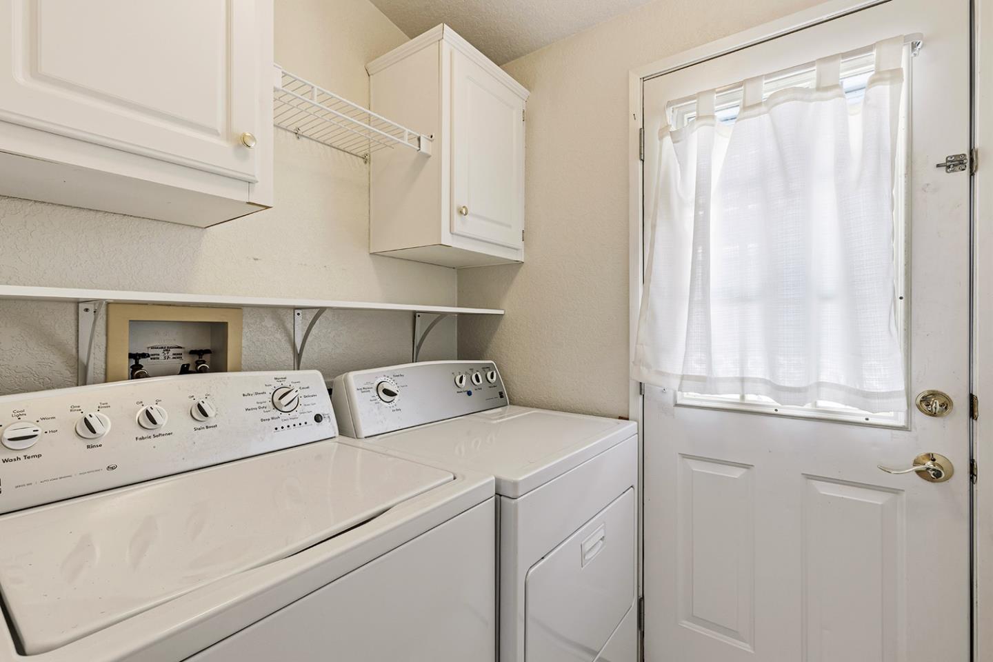Detail Gallery Image 16 of 24 For 1555 Merrill St #2,  Santa Cruz,  CA 95062 - 2 Beds | 2 Baths